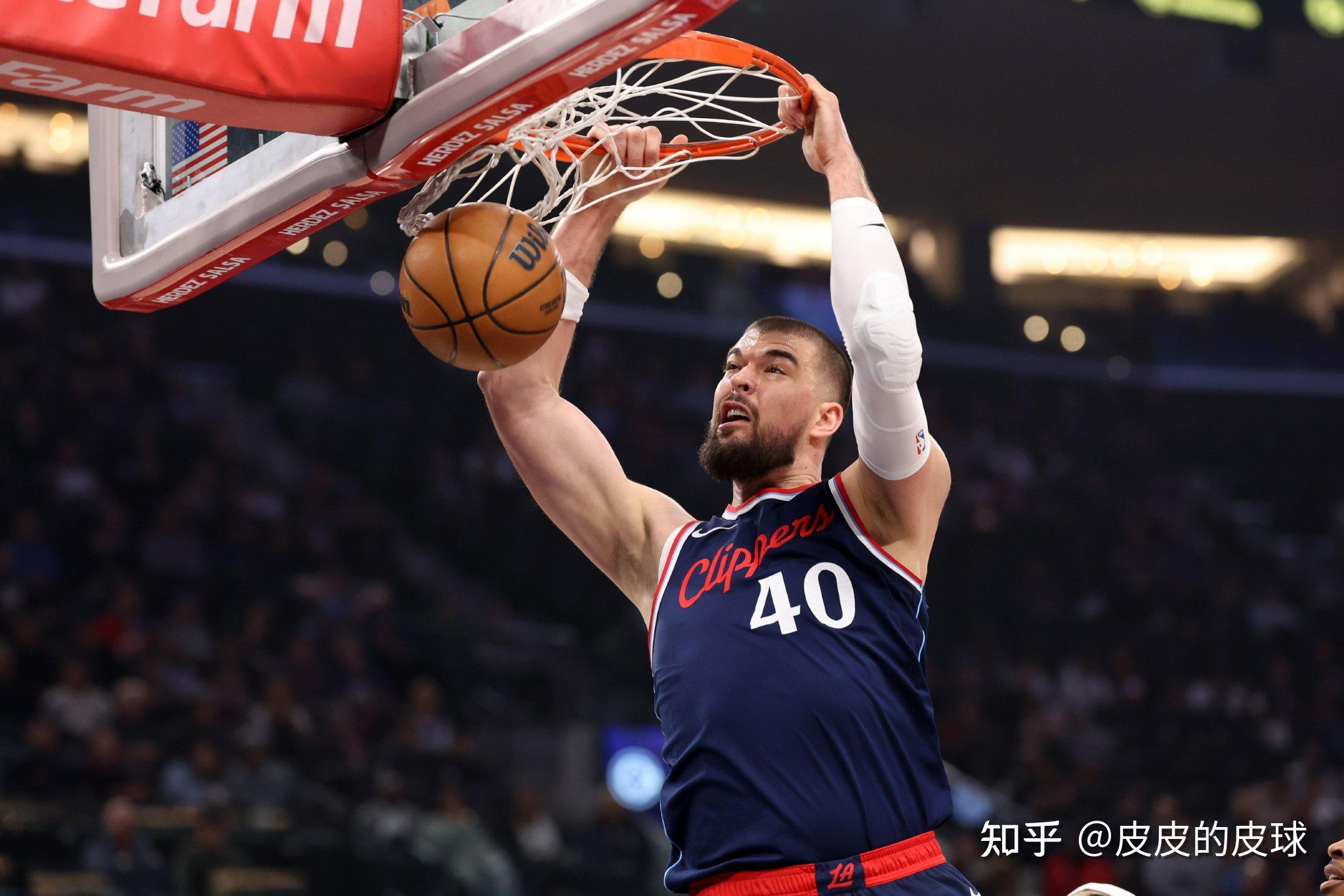 爱游戏中国-金州勇士今晚内部沟通；志在欧篮联名次提升；气氛紧张；轮换策略成焦点的简单介绍