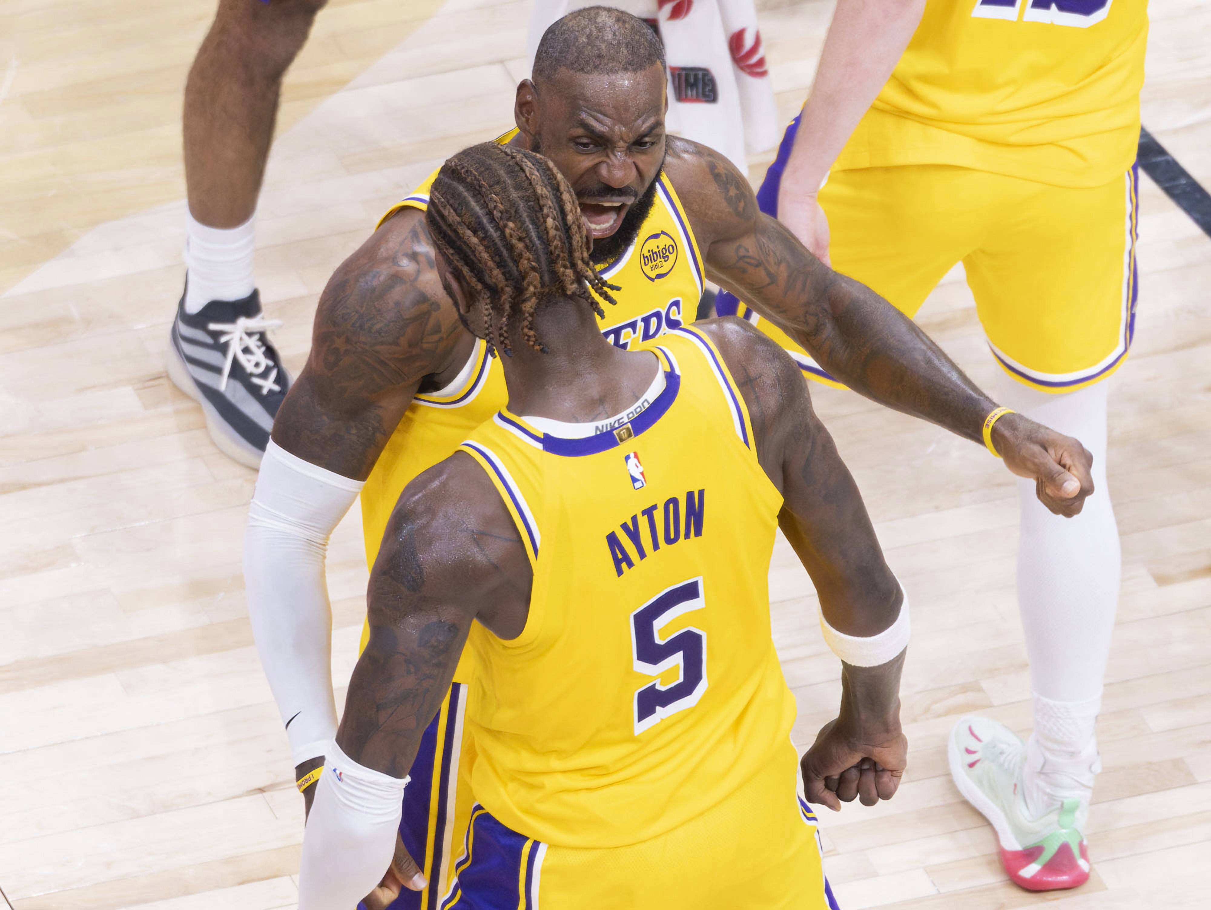 ayx-赛地聚焦：NBA常规赛关键时刻热度飙升，北京首钢临场应变，赛场秩序良好，球探报告显示潜力的简单介绍