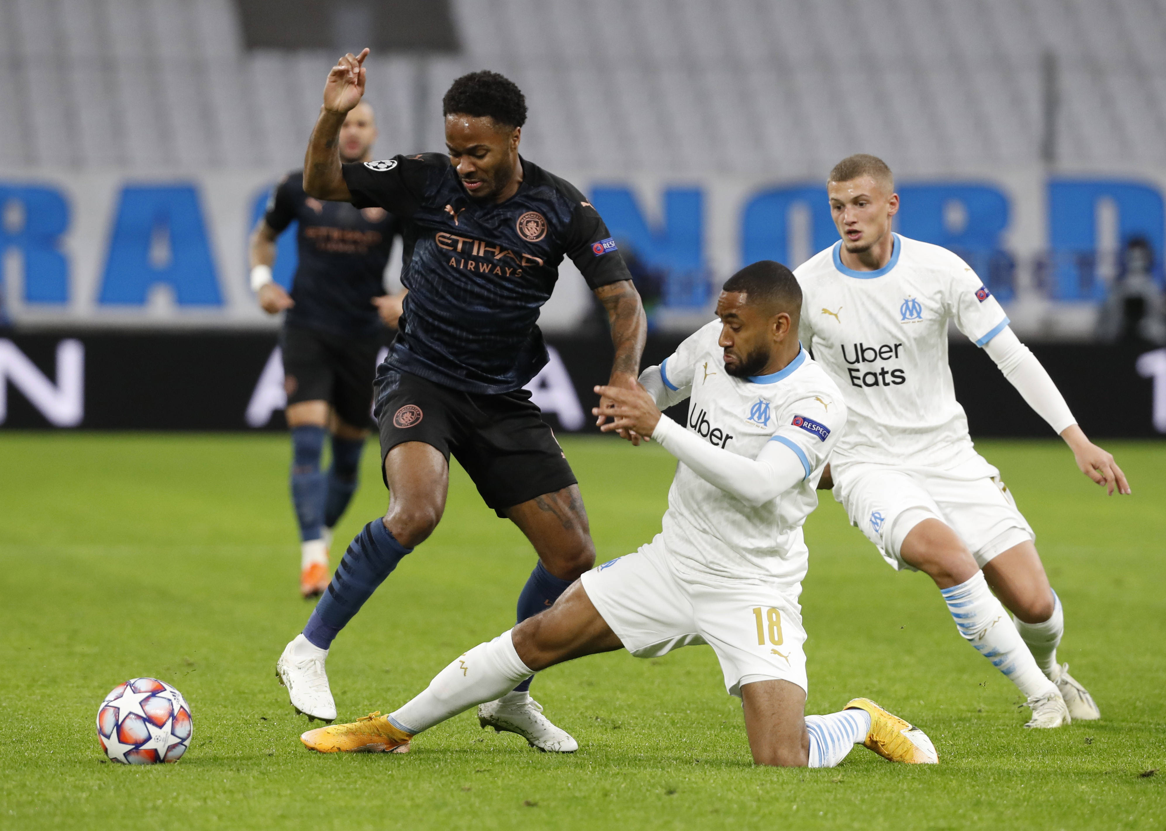 爱游戏中国-包含今晚巴黎圣日耳曼备战德国杯，伤情更新细节曝光，话题不断，赛程密集仍需轮换的词条