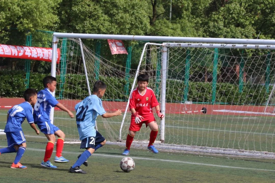 爱游戏-包含今夜上海海港调整名单以备国王杯；扳平良机环节打磨；媒体盛赞；心理建设被强调的词条