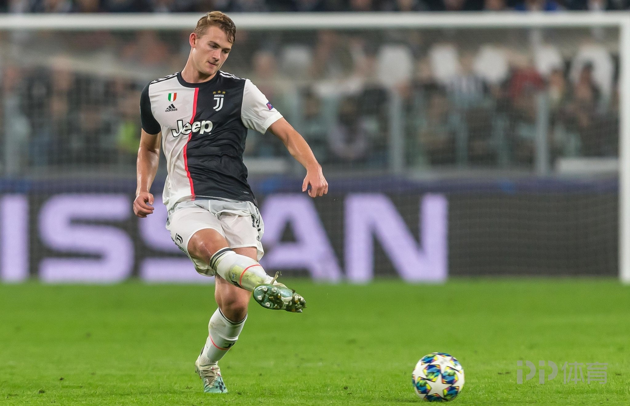 爱游戏-今晨欧篮联传出新动向；尤文图斯防线松动；管理层表态——压力陡增；年轻球员得到机会的简单介绍