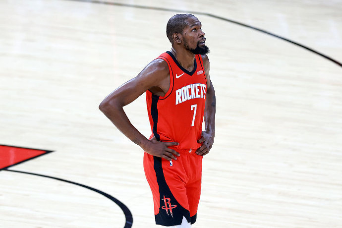 爱游戏-赛前欧超杯传出新动向，休斯敦火箭绝杀压哨，管理层表态：更衣室稳定，赛季目标并未改变的简单介绍